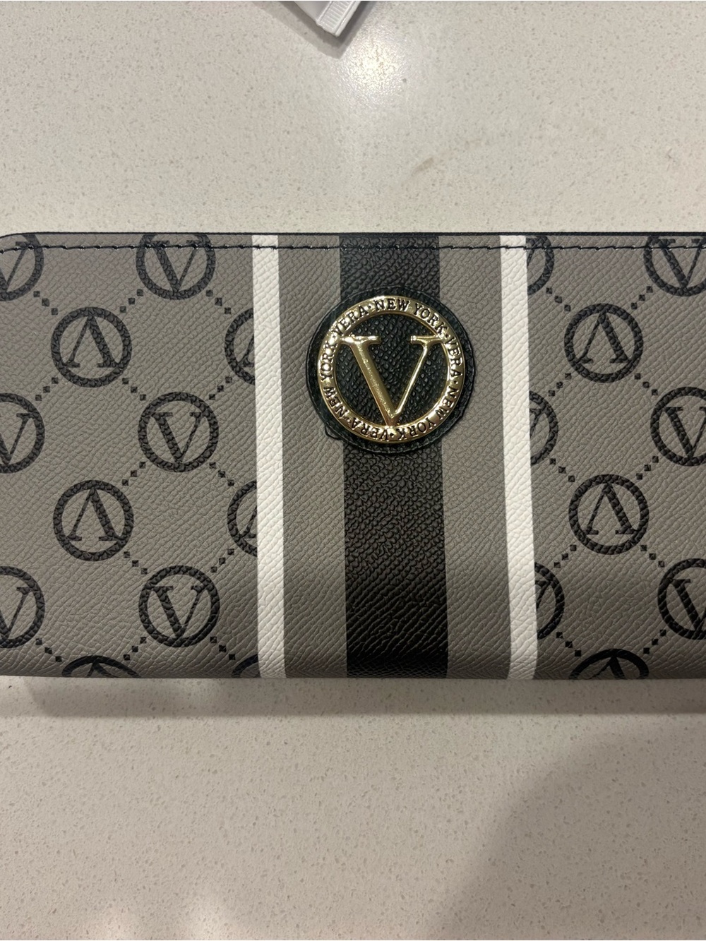 Vera Wang Gray Logo Stripe Zip Wallet with Gold Emblem Brand New